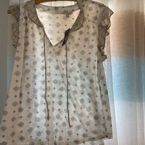 LUCKY BRAND ladies top. NWT. Ruffle about 1-1/2 inch sleeve.  See pictures Large